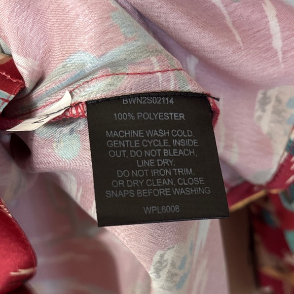 Red Western Print Women's Top - Picture 4 of 7